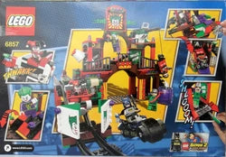 The Dynamic Duo Funhouse Escape