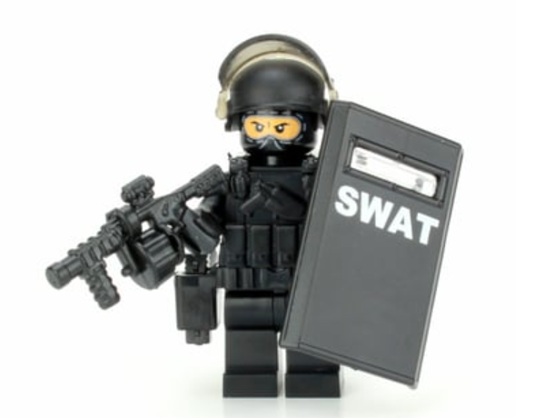 Battle Brick Riot Control Swat Police Officer